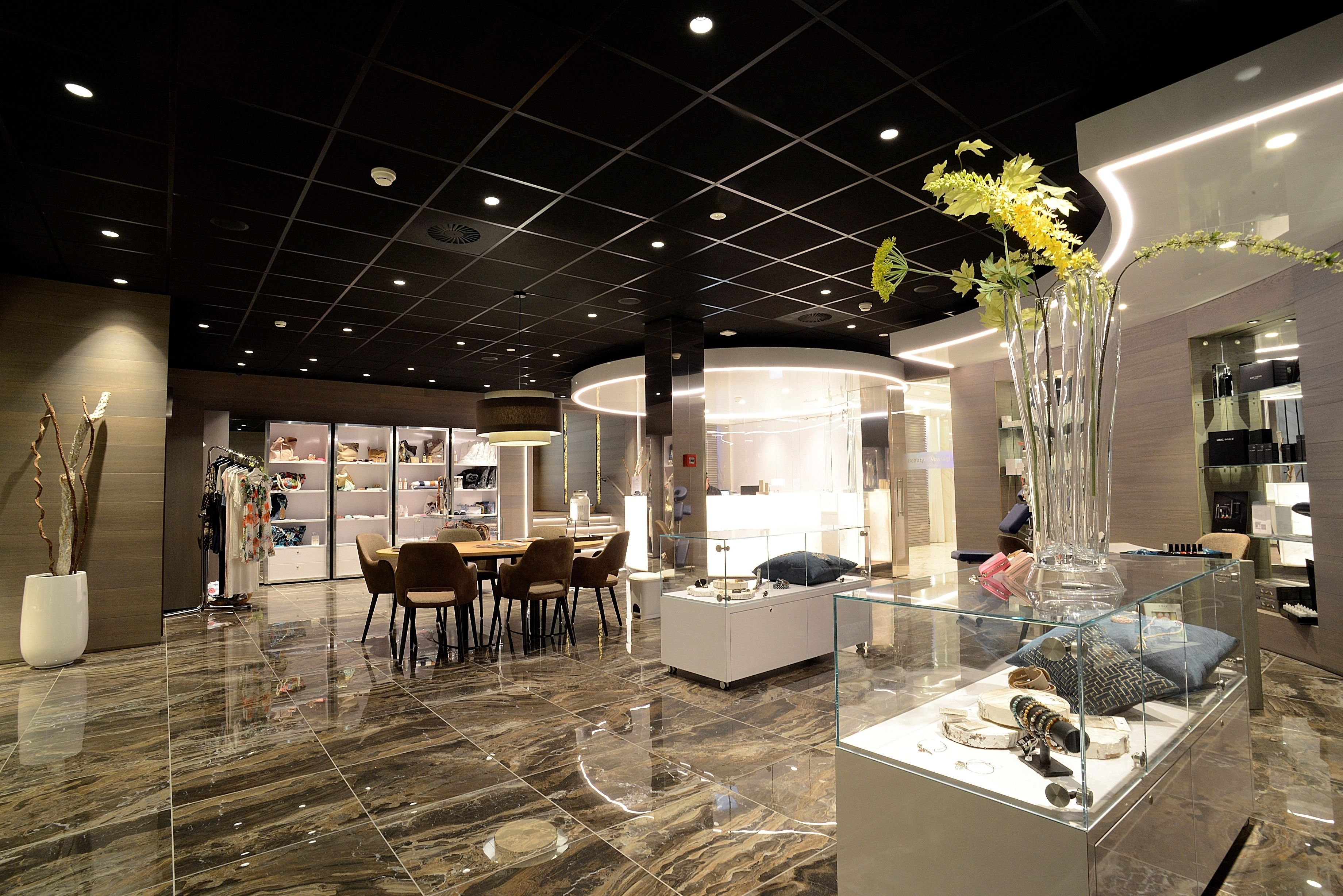 sauna, steam room, turkish bath/hammam, body treatments, hydrotherapy