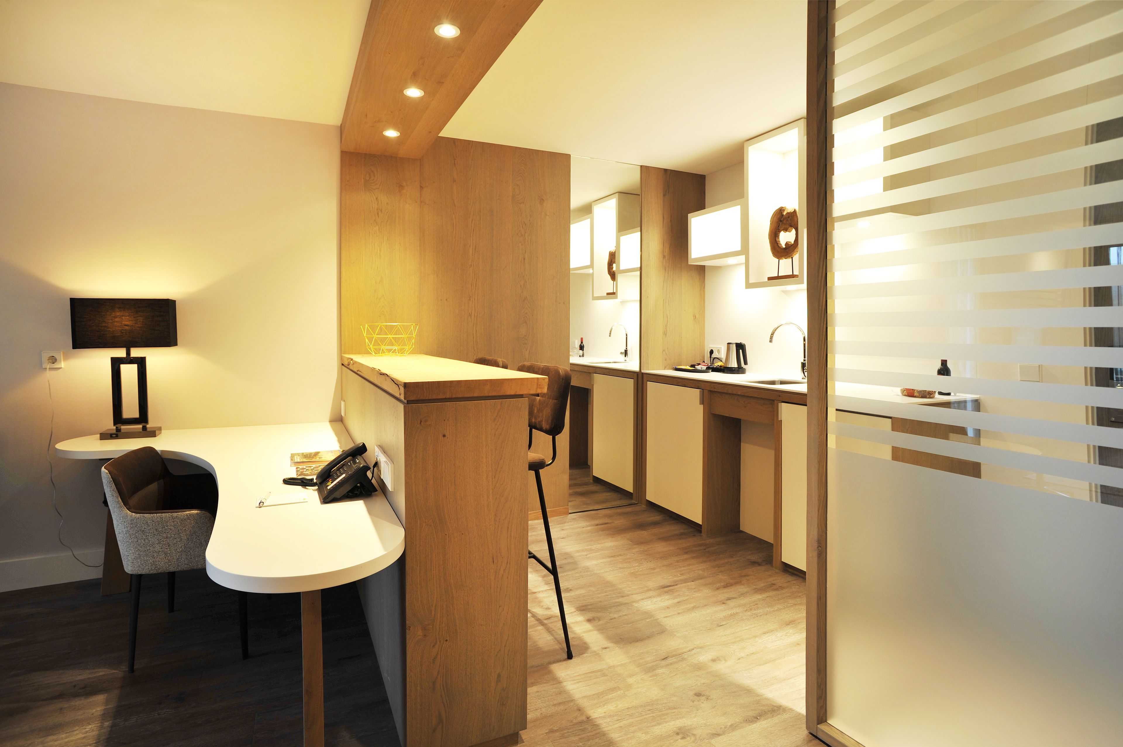 suite, sea view | in-room safe, cots/infant beds, free wifi, bed sheets