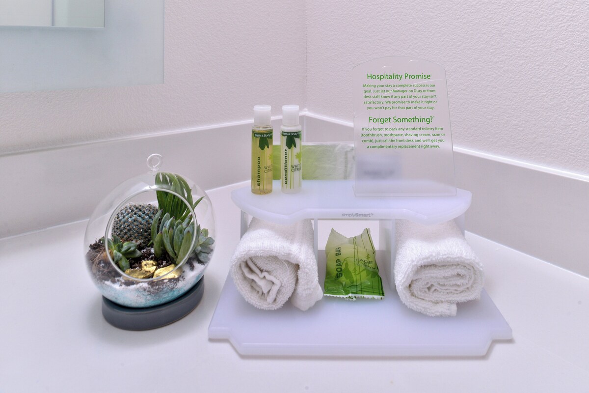 Room amenity