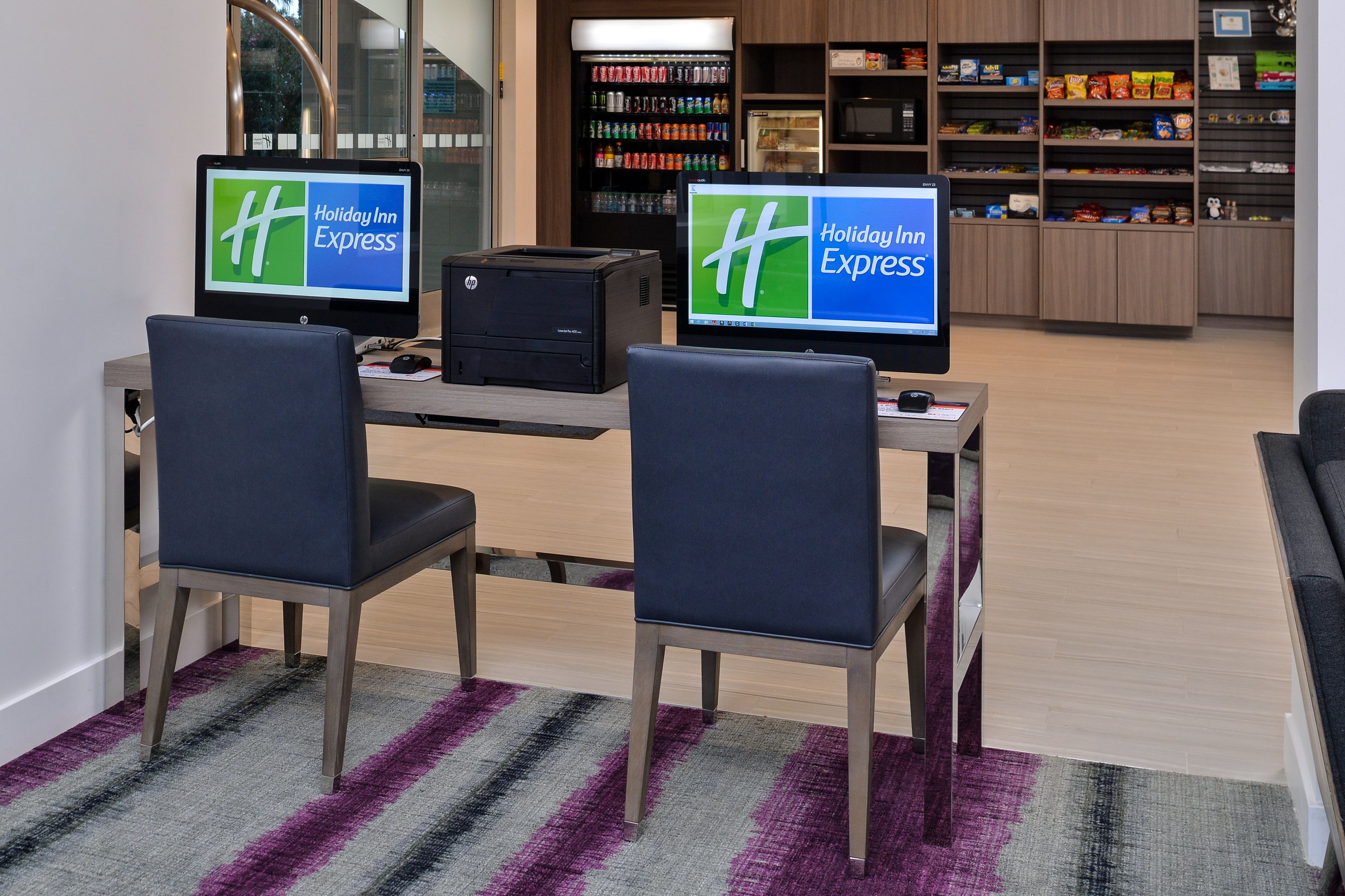Foto - Holiday Inn Express & Suites San Diego - Mission Valley by IHG