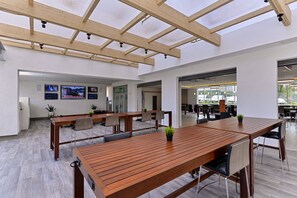 Meeting facility - Holiday Inn Express & Suites San Diego - Mission Valley by IHG (San Diego)