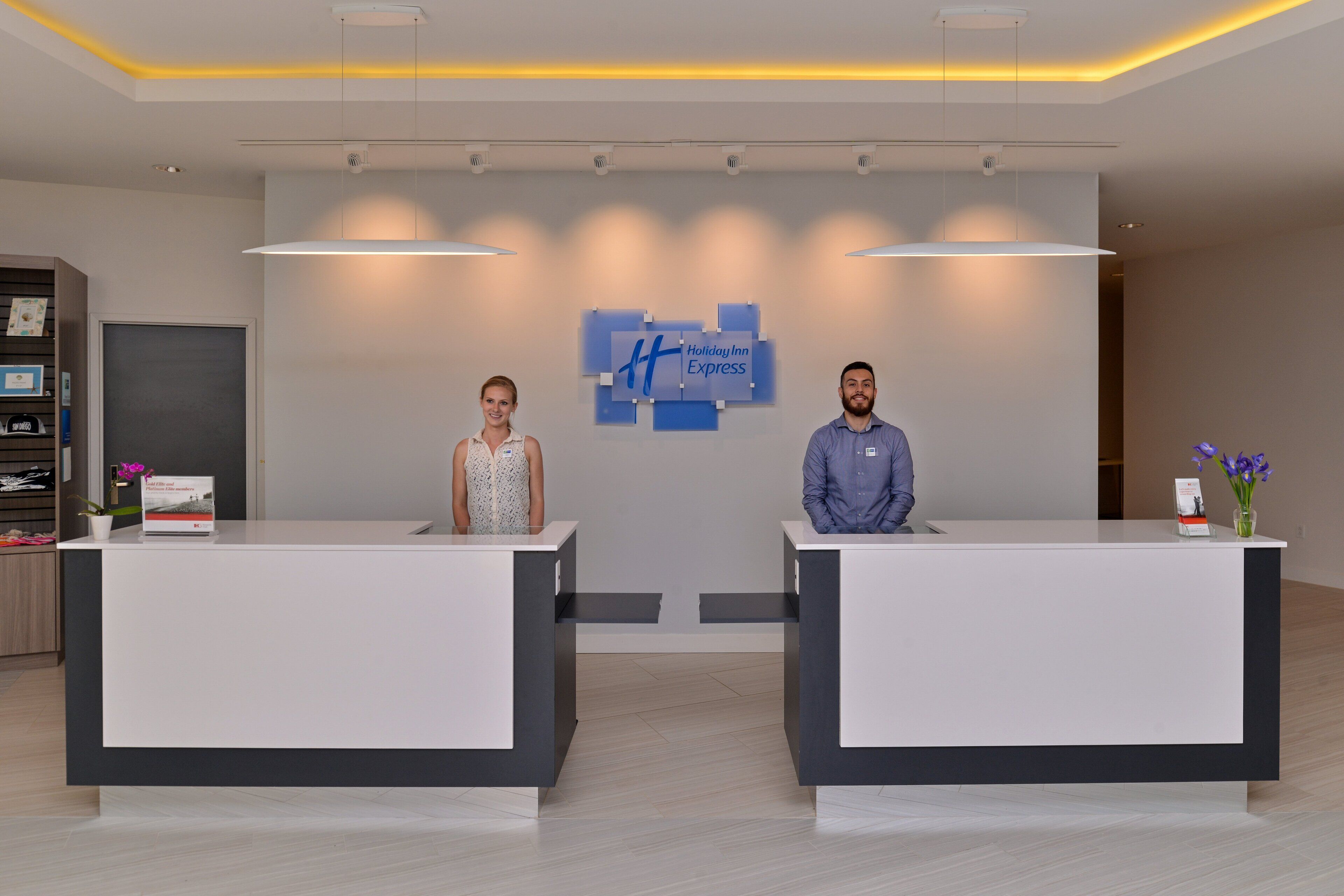 Foto - Holiday Inn Express & Suites San Diego - Mission Valley by IHG