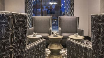 Sala de estar en el lobby
