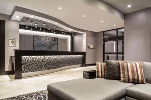 Reception - Fairfield Inn & Suites Boston Cambridge (Cambridge)