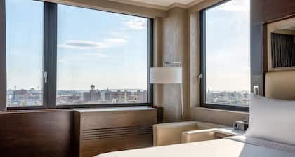 Holiday Inn Brooklyn Downtown by IHG