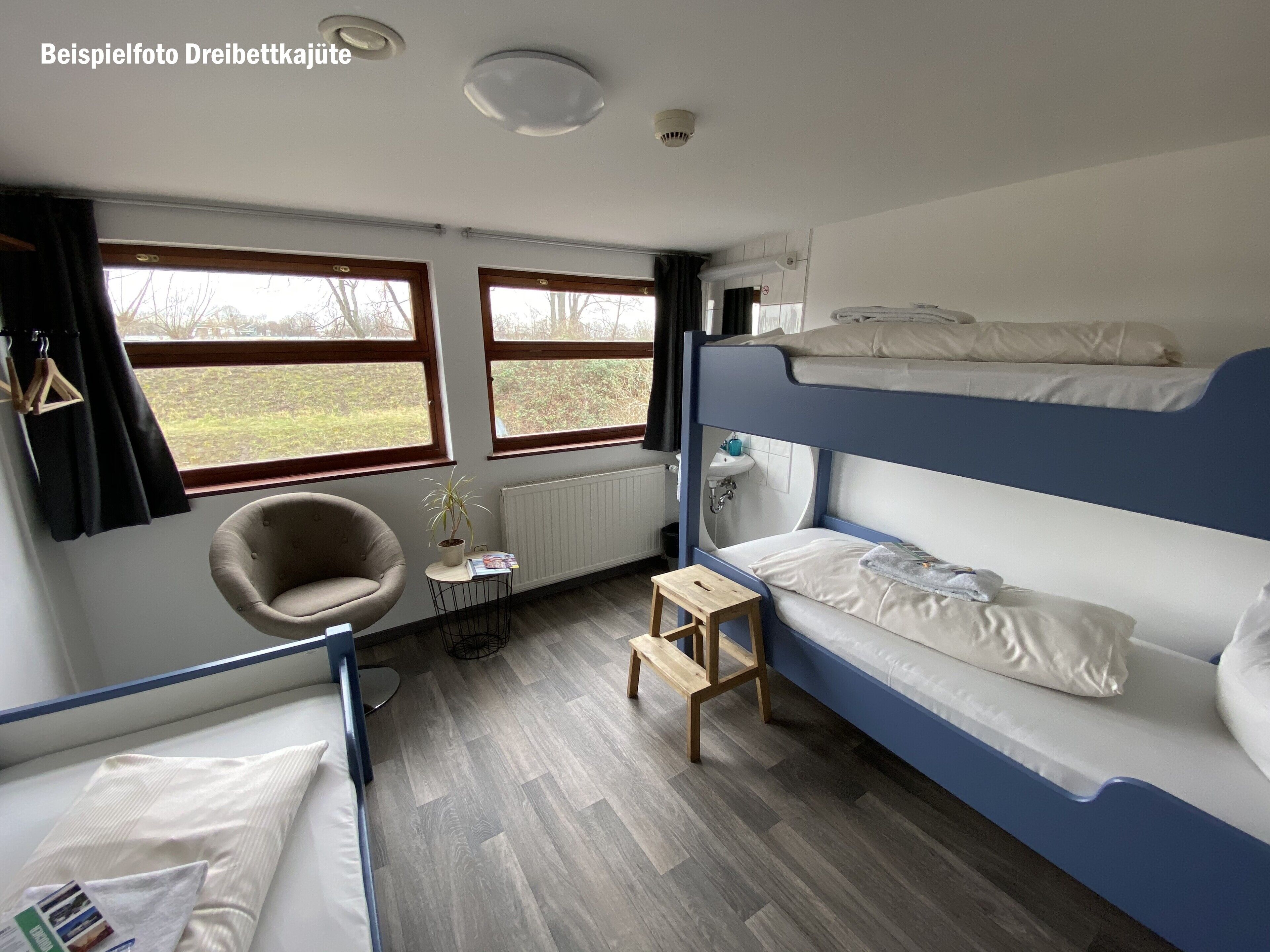 blackout curtains, free cots/infant beds, travel cot, rollaway beds