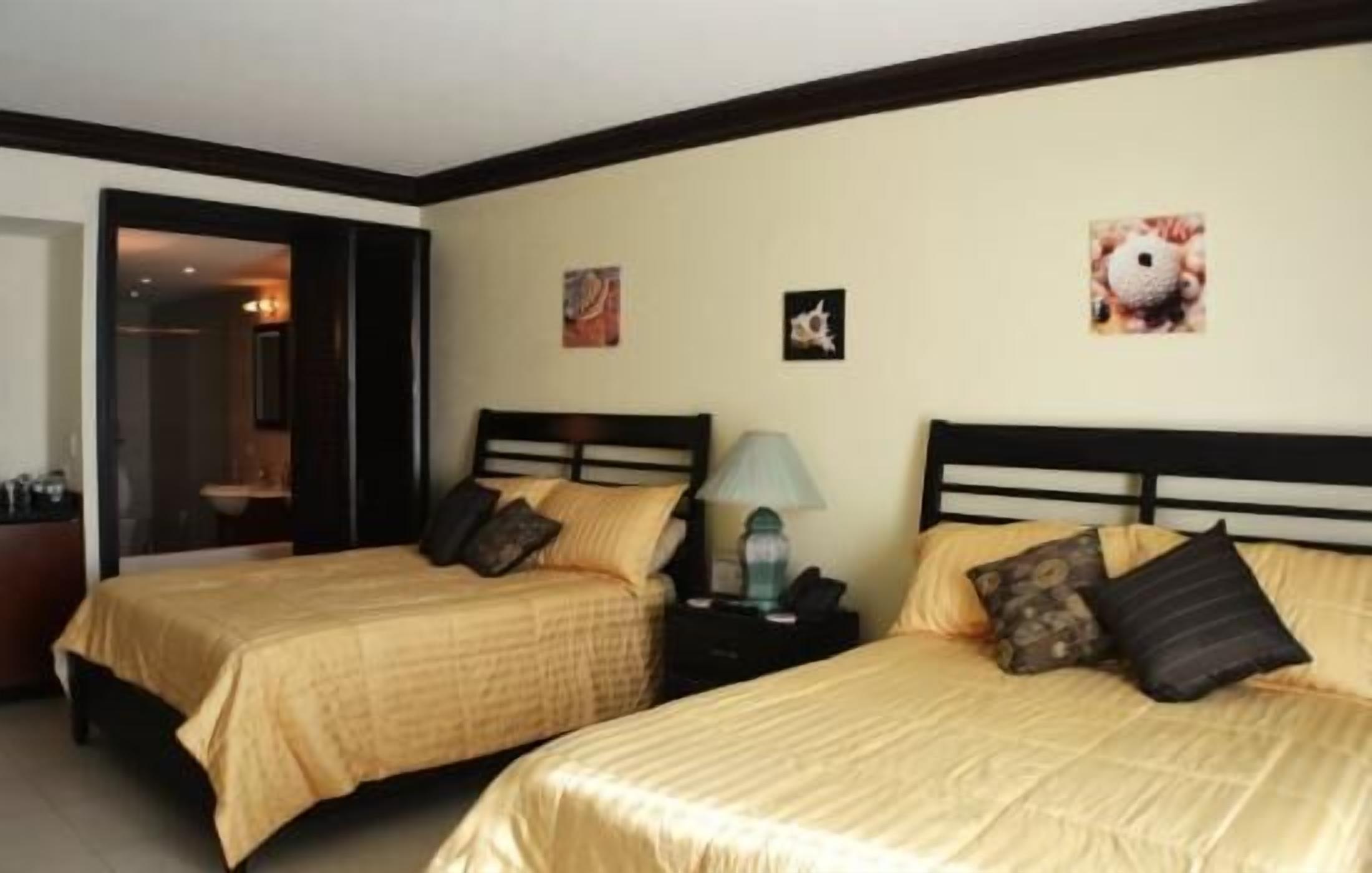 Deluxe Room | Free WiFi