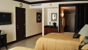 Deluxe Room | WiFi (free) - Smooth Sailing by Living Easy Abaco (Marsh Harbour)