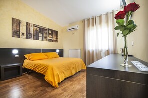 Room, 1 King Bed