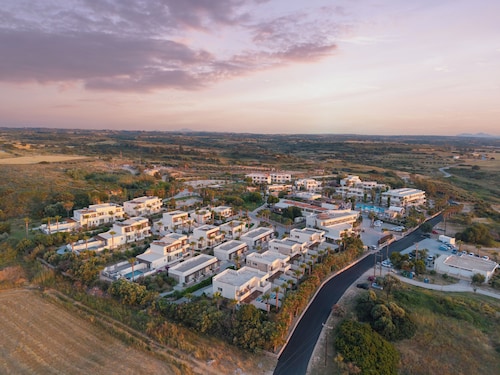 Kouros Palace Active Lifestyle Hotel