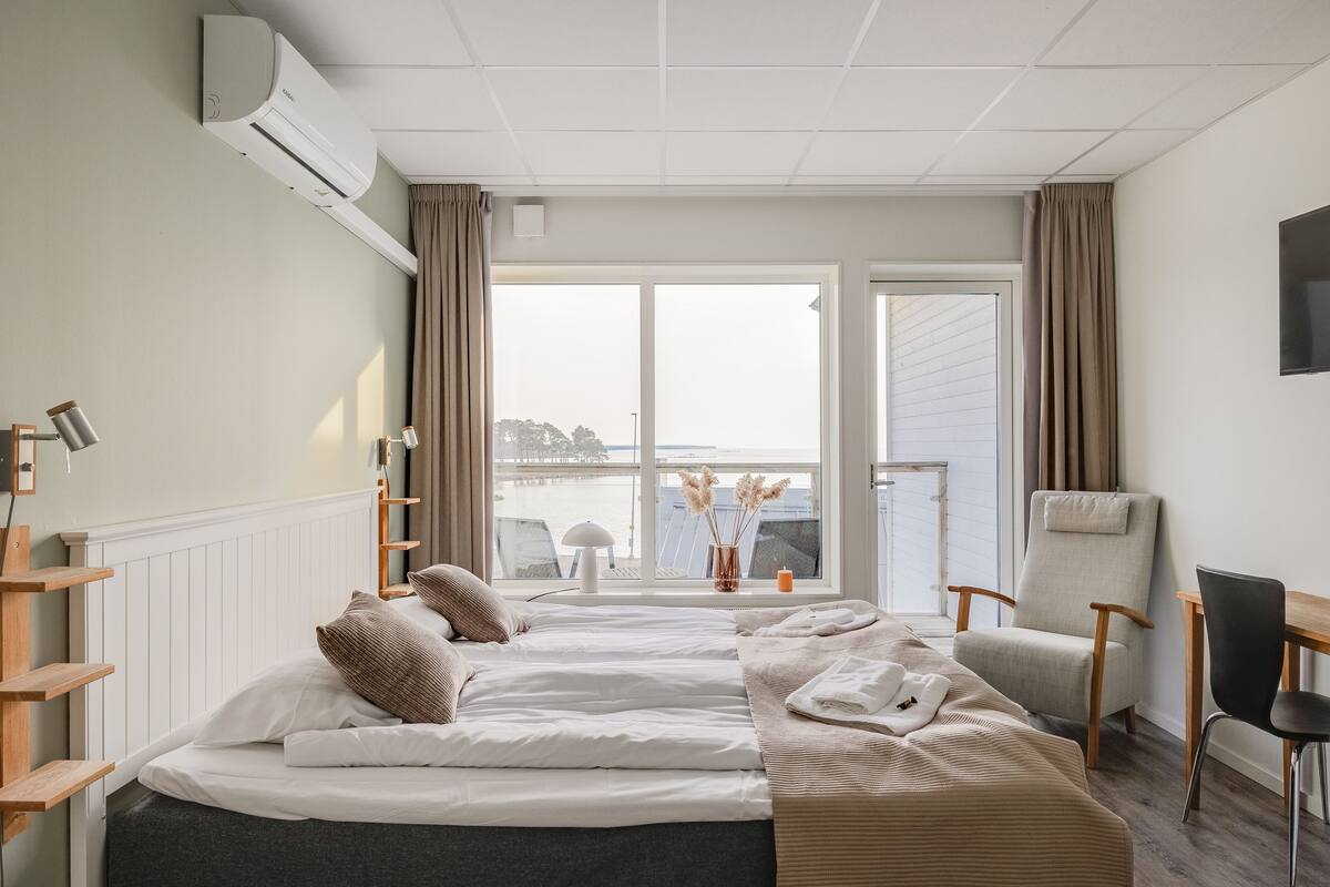 Comfort Double Room (No pets) | 書桌、筆電工作空間、遮光布/窗簾、隔音