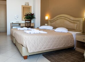 Coffres-forts dans les chambres, rideaux occultants