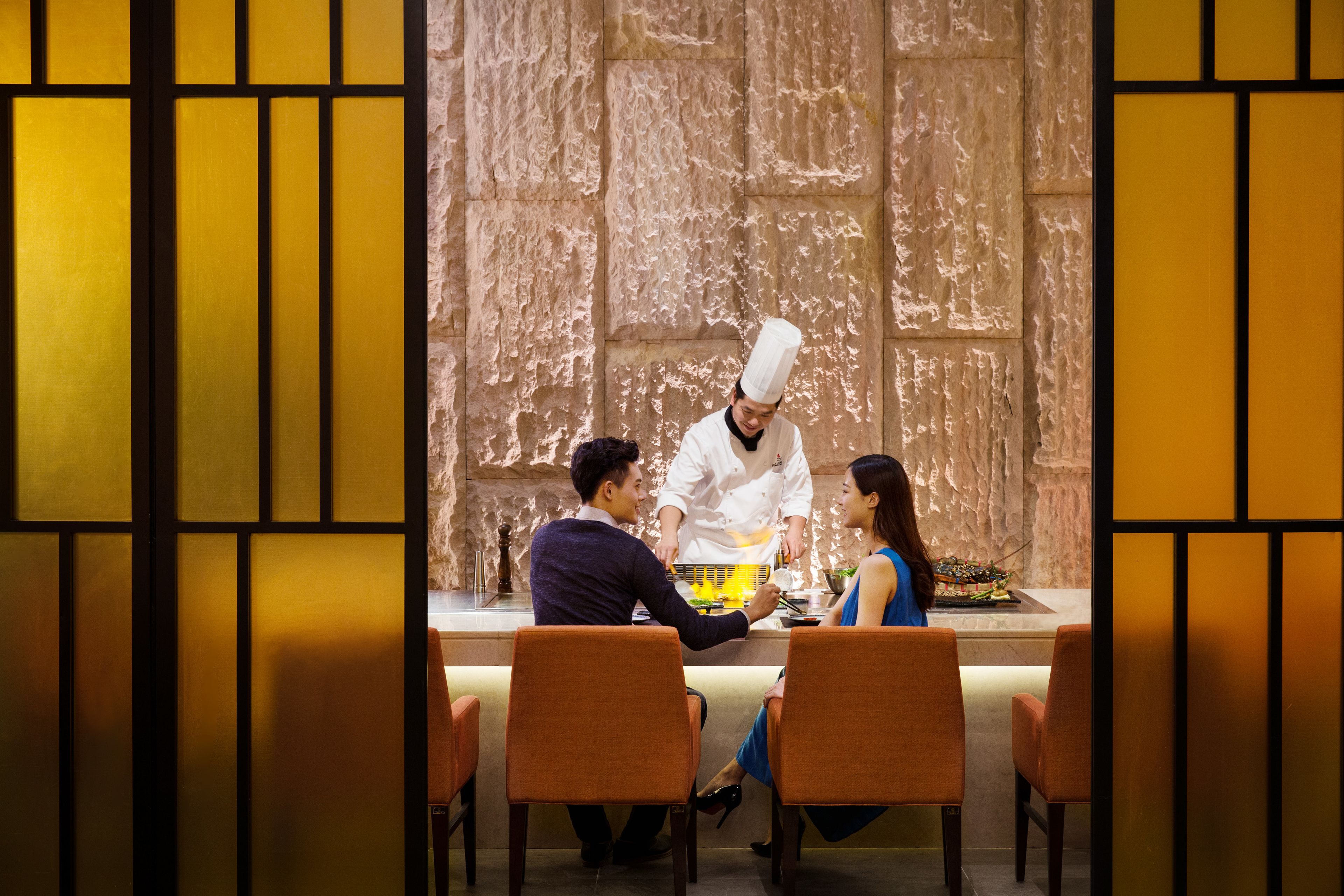 Breakfast, lunch, dinner served; international cuisine 