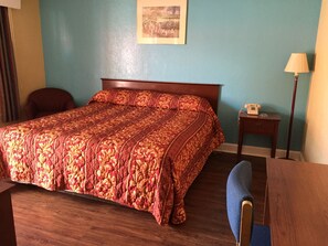 Chambre Standard, 1 très grand lit, fumeur