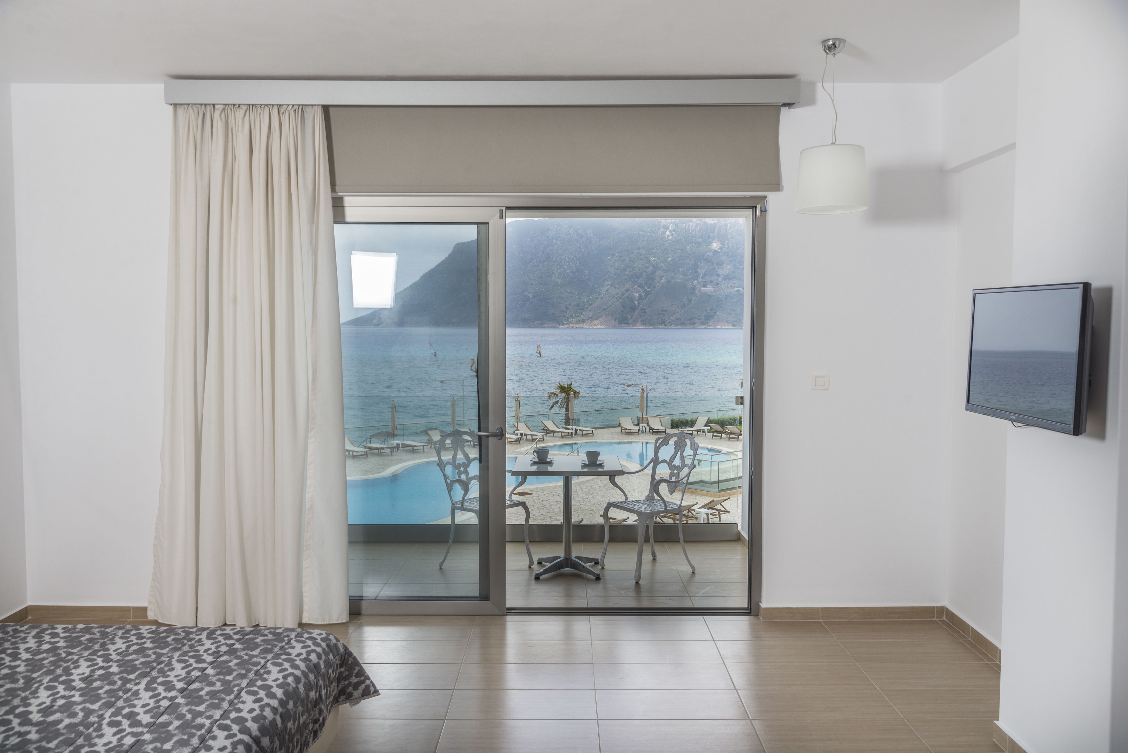 Standard Room | Free WiFi, bed sheets