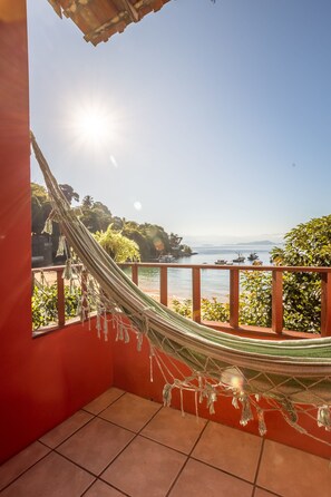 Suite, strandutsikt | Terrasse/patio