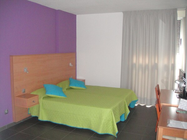 Chambre Standard | Bureau, rideaux occultants, Wi-Fi gratuit