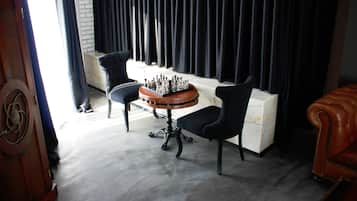 Loft | Living area | LED TV