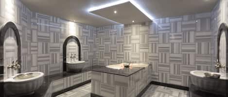 Sauna, steam room, Turkish bath/hammam, aromatherapy, hot stone massages