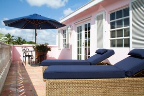 Terrace/patio - Rumrunners Villa by Living Easy Abaco (Marsh Harbour)