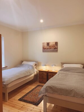 Family Chalet, 2 Bedrooms, Ensuite | 2 bedrooms - Mangerton Mountain Chalets (Killarney)