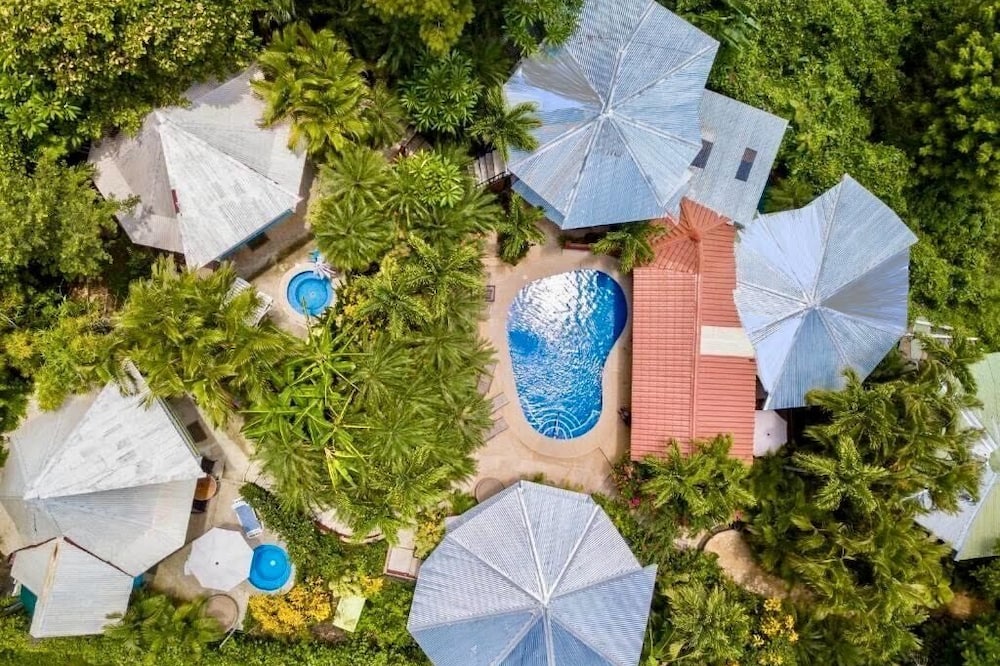 Hotel Tamarindo Village