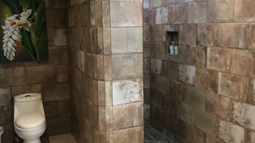 Bungalow, 1 Bedroom, Ocean View | Bathroom