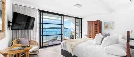 Premium Luxury Waterfront Room
