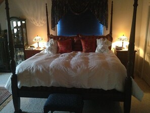 Chambre, 1 très grand lit