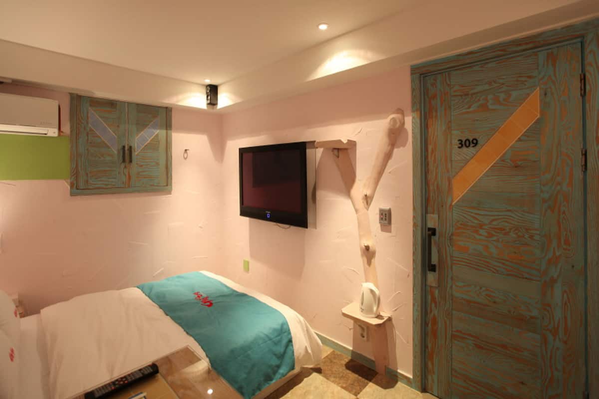 Standard-Doppelzimmer | Kostenloses WLAN, Bettwäsche