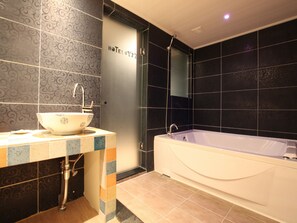 Bathroom - HOTEL April 2nd (Seoul)