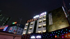 住宿正面