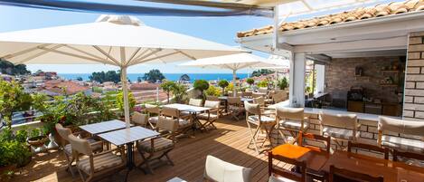 Café da manhã e jantar, culinária grega