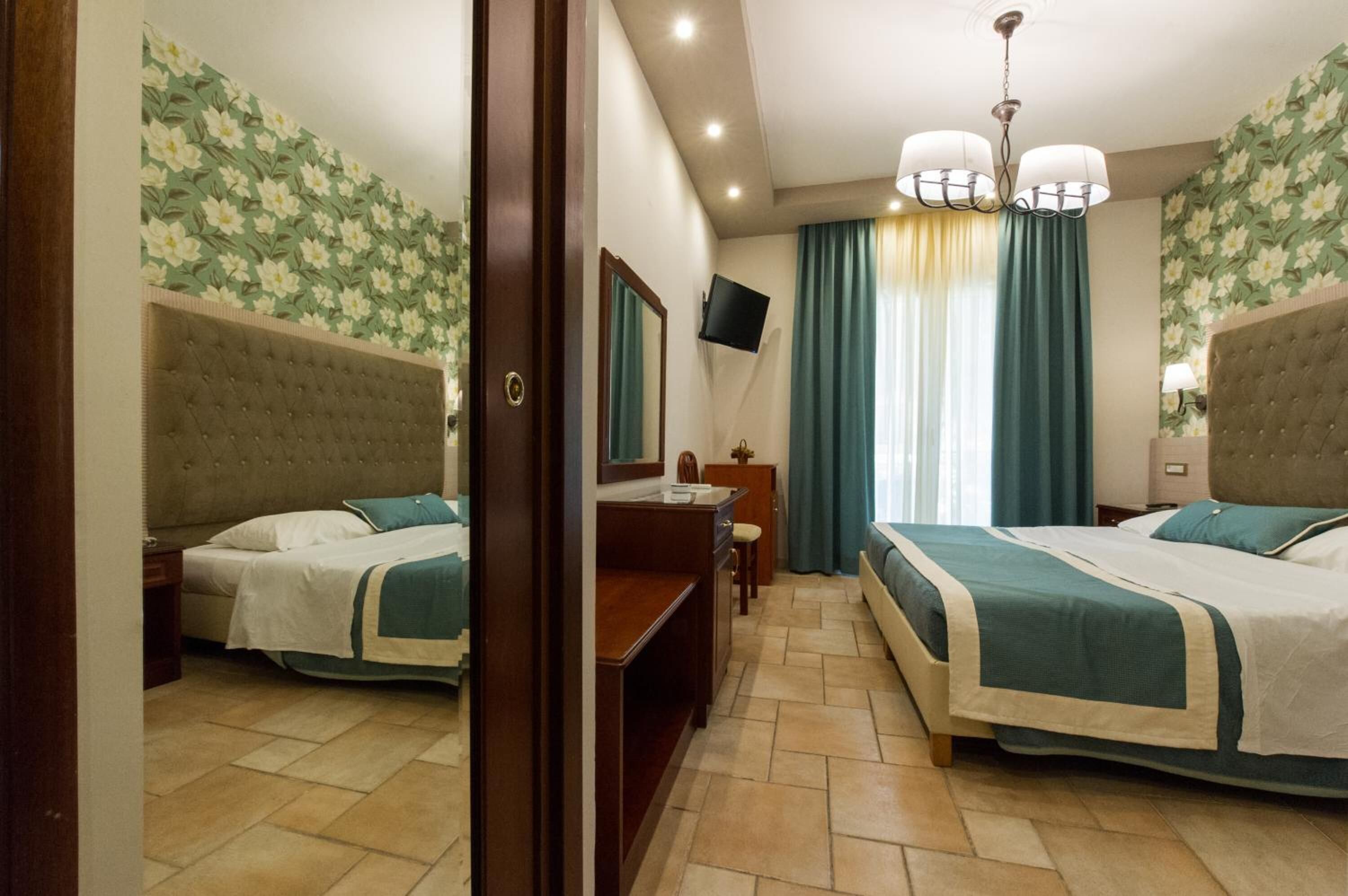 minibar, in-room safe, desk, blackout curtains