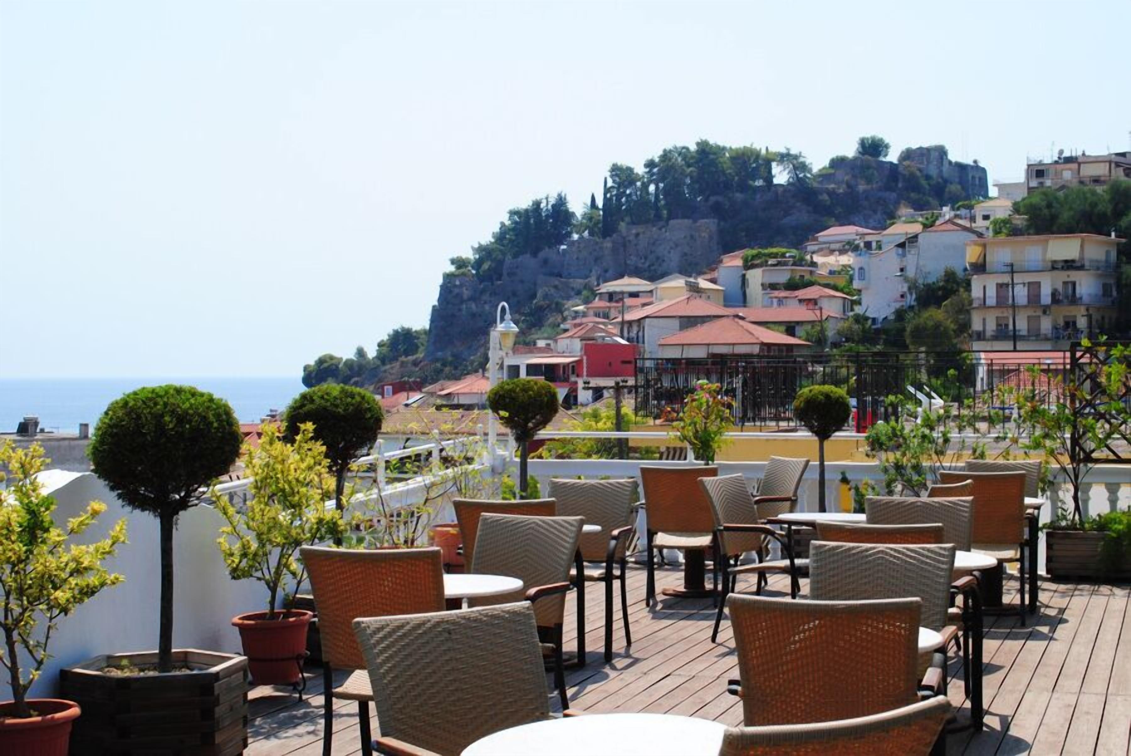 breakfast and dinner served, greek cuisine