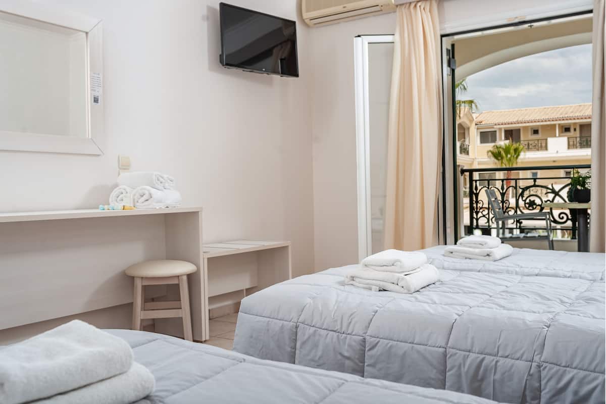 In-room safe, blackout drapes, soundproofing, free WiFi