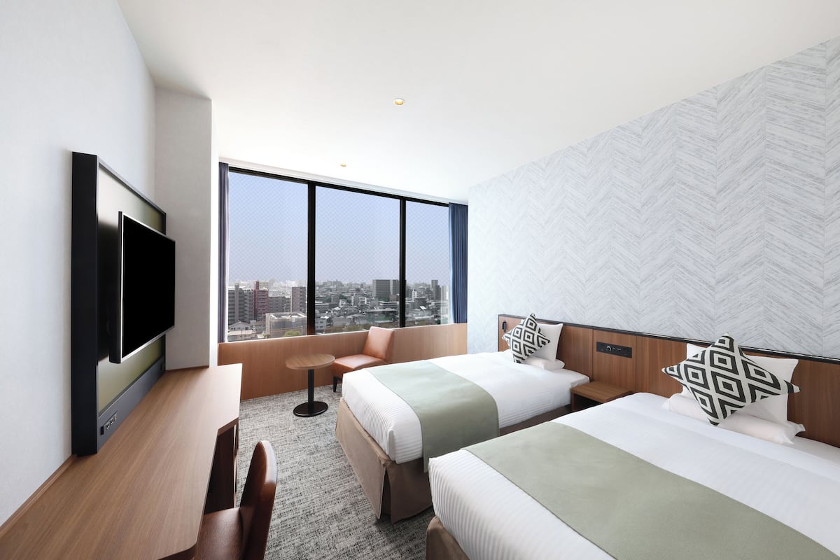 In-room safe, desk, free WiFi, bed sheets