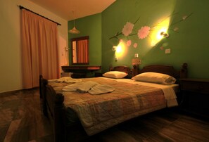 In-room safe, iron/ironing board, free cribs/infant beds, free WiFi - Zeus (Kos)