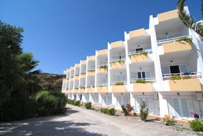 Exterior - Zeus (Kos)