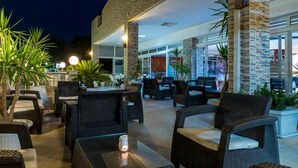 Terrace/patio - Sunny day's Hotel Apartments (Kos)