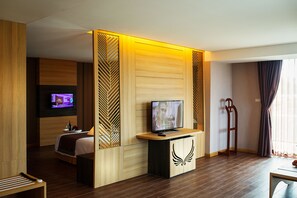 Grand suite | Woonkamer | Lcd-televisie