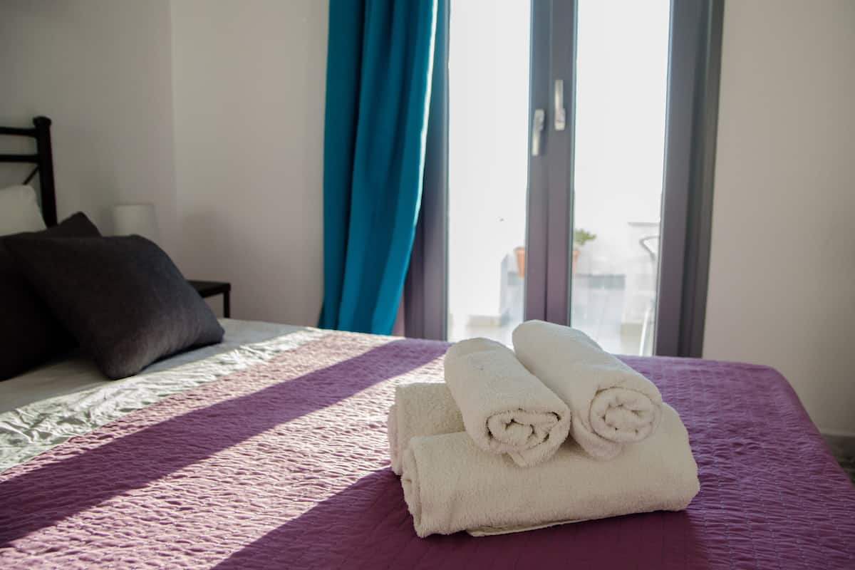 Standard Room | Individually decorated, individually furnished, desk, blackout drapes
