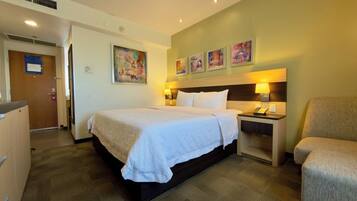 Room, 1 King Bed, Refrigerator | View from room