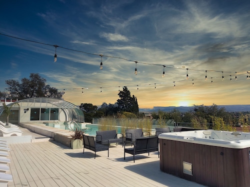 Pinares Panorama Suites & Spa