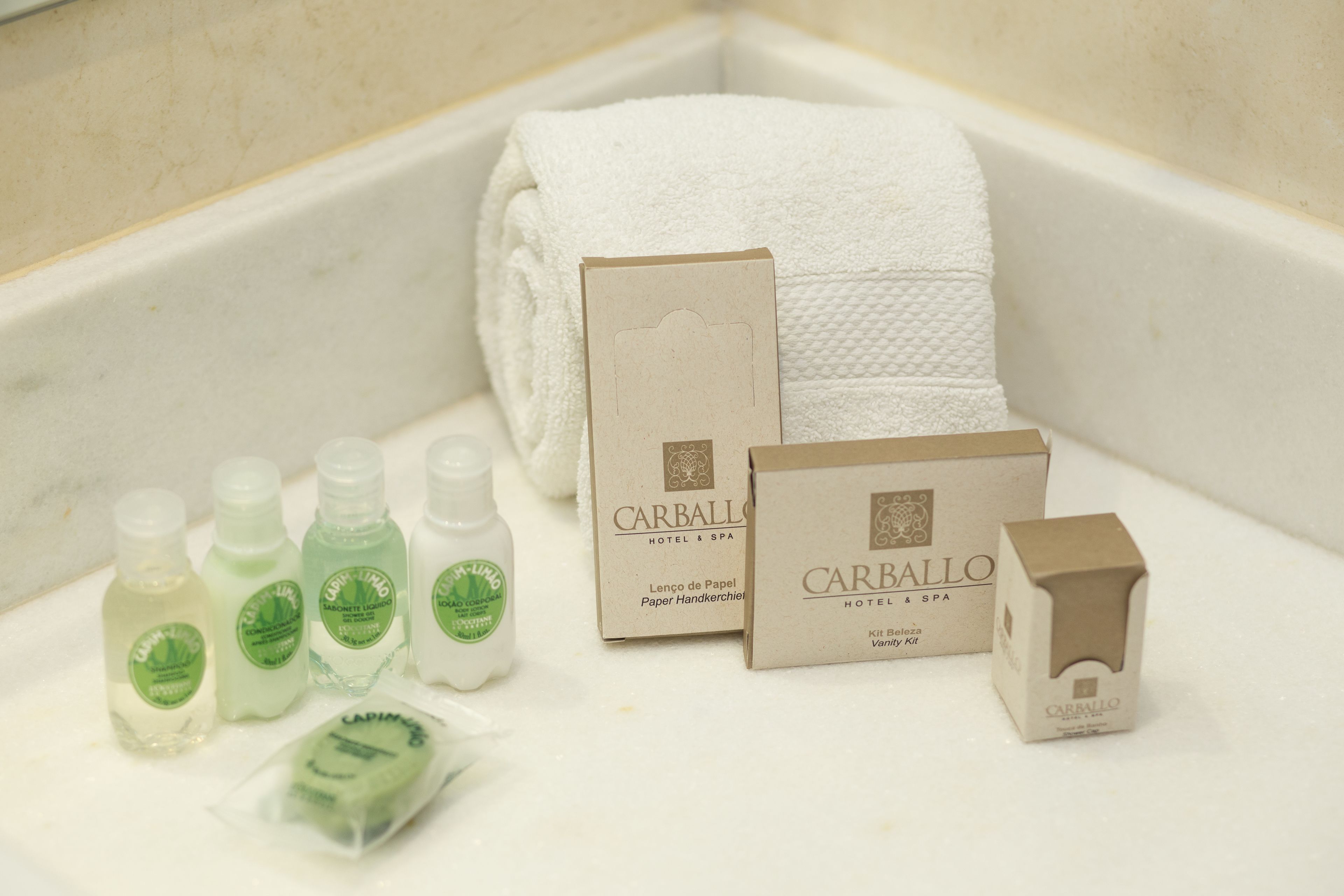 superior room | bathroom | hair dryer, towels, soap, shampoo