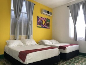 객실 내 금고, 간이 침대