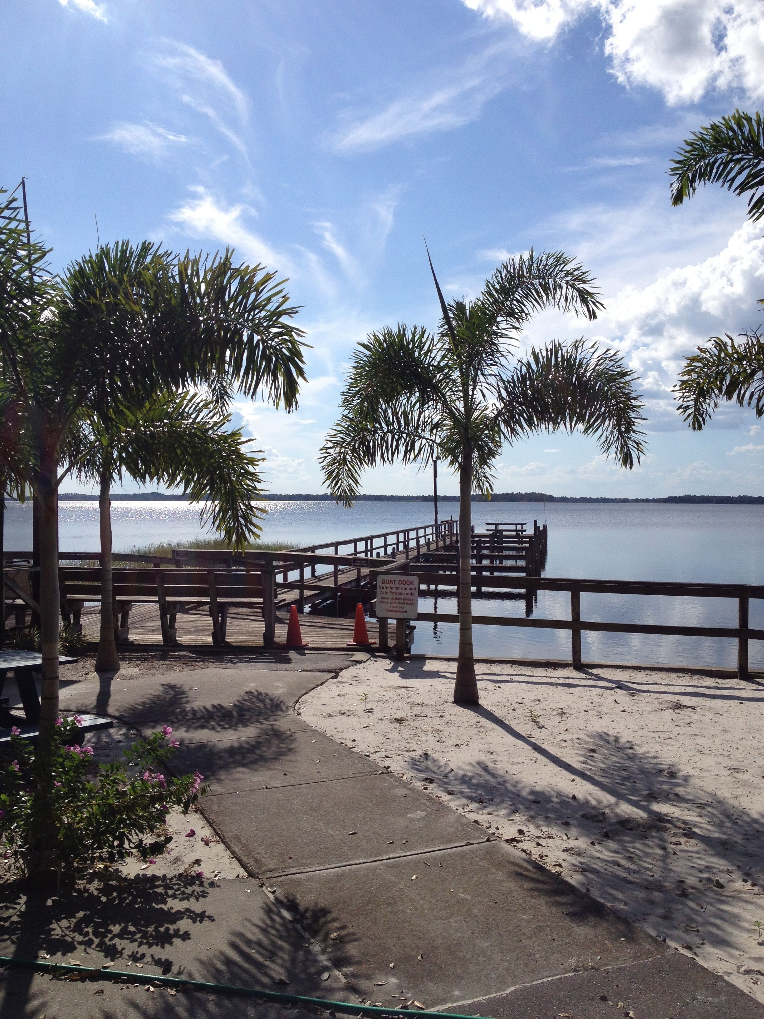 Foto - Lakeside Inn and Cafe