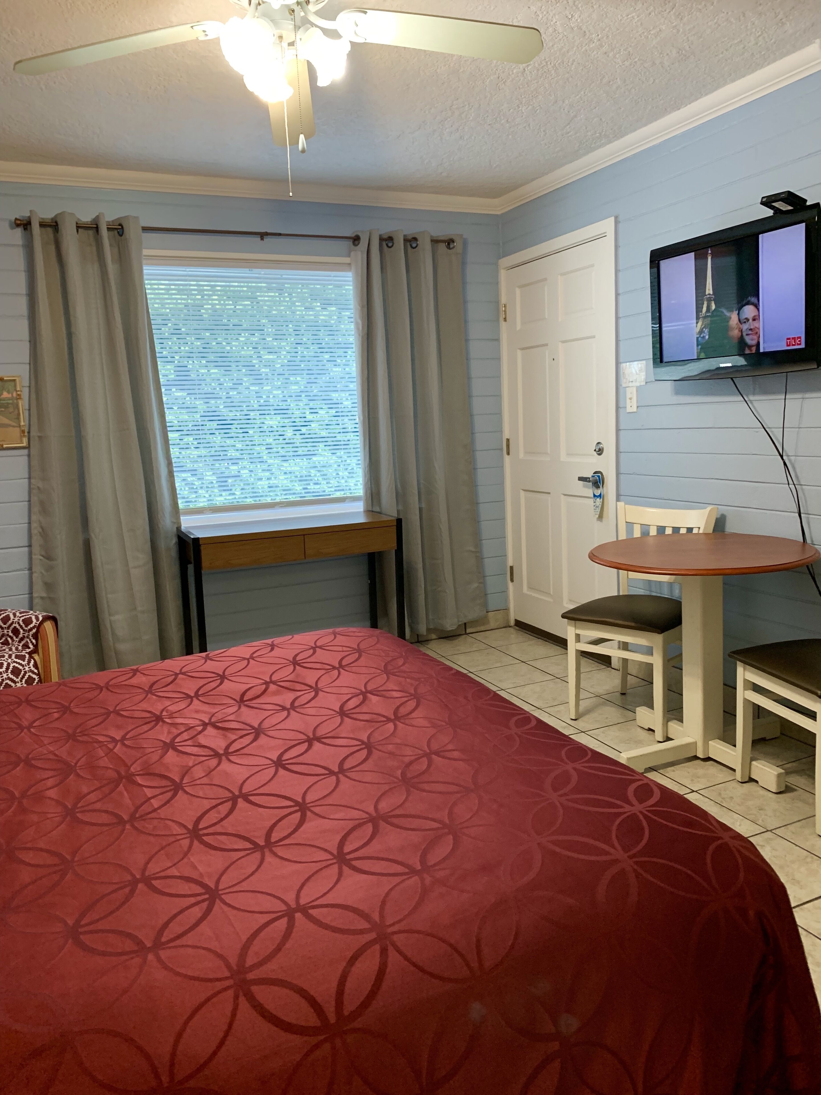 Foto - Lakeside Inn and Cafe