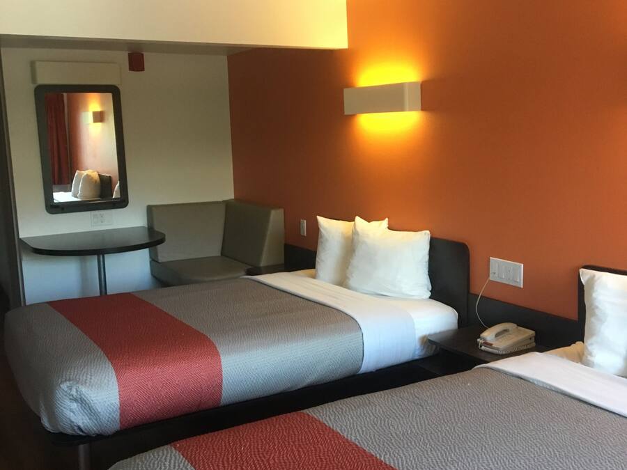 Wi-Fi gratis dan seprai linen