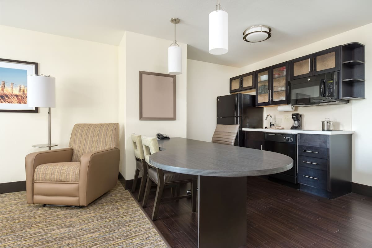 desk, laptop workspace, iron/ironing board, free wifi